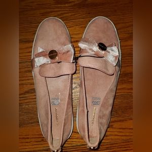 Liz Claiborne shoe/sneakers